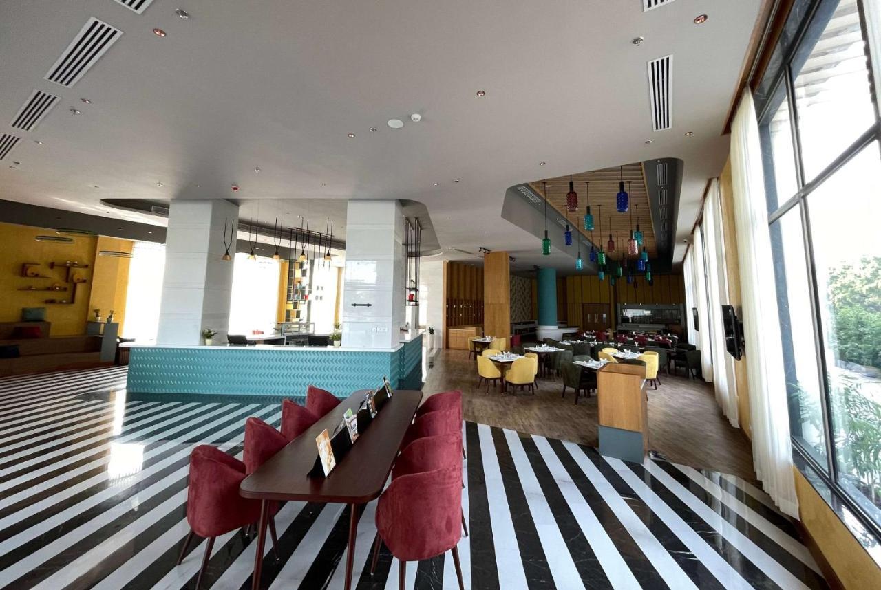 Ramada Encore By Wyndham Amritsar Airport Luaran gambar